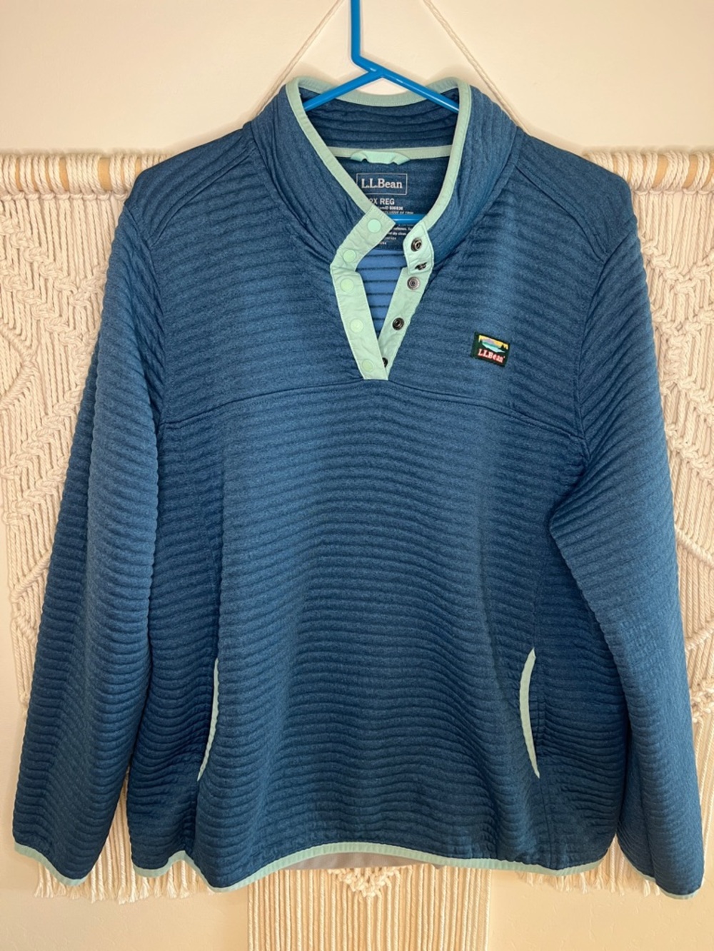 L.L. Bean Women’s teal green Sweatshirt with Mint Trim